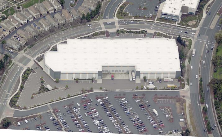 Pictures of Retail, Industrial property located at 28500 Marina Dr, Hayward, CA 94545 for lease - image #1