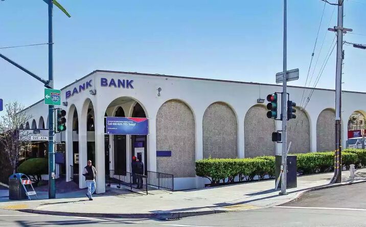 Pictures of Retail property located at 4947 3rd St, San Francisco, CA 94124 for lease - image #1