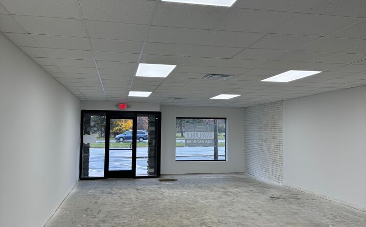 Pictures of Retail, Office property located at 30100 Woodward Ave, Royal Oak, MI 48073 for lease - image #1