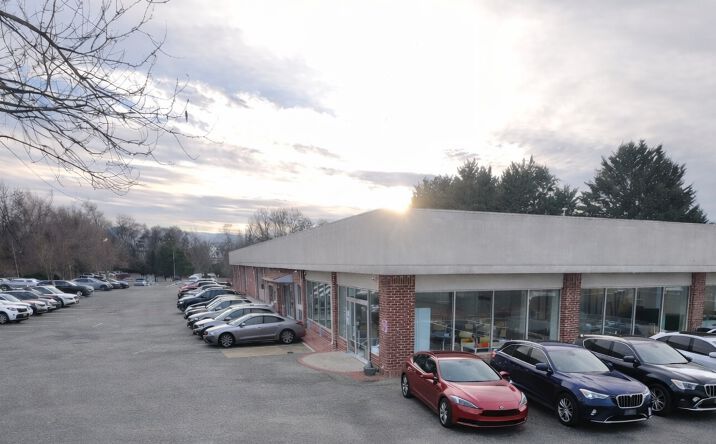 Pictures of Retail property located at 1389 Richmond Rd, Charlottesville, VA 22911 for lease - image #1