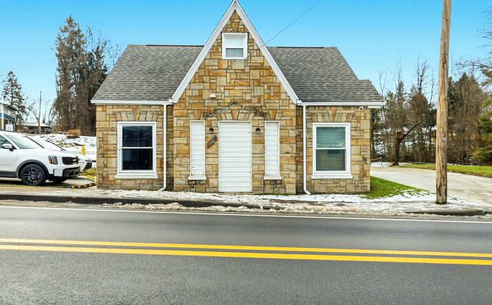 Pictures of Office property located at 301 Dunkard Ave, Westover, WV 26501 for lease - image #1