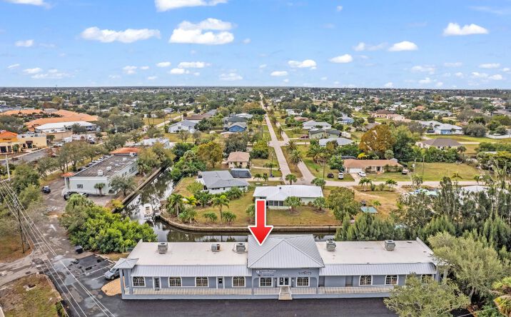 Pictures of Retail, Office property located at 2421 Shreve St, Punta Gorda, FL 33950 for lease - image #1