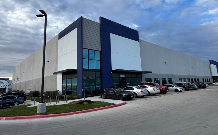 Pictures of Industrial property located at 5935 Eisenhauer Rd, San Antonio, TX 78218 for lease - image #1