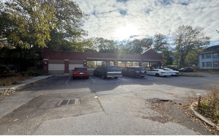 Pictures of Retail property located at 129 South Ave, Poughkeepsie, NY 12601 for lease - image #1
