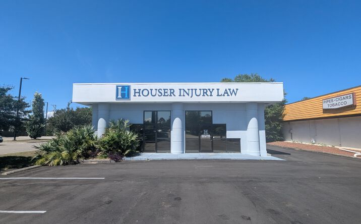 Pictures of Office, Retail property located at 3805 Oleander Drive, Wilmington, NC 28403 for lease - image #1