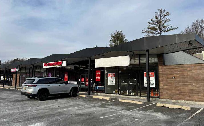 Pictures of Retail property located at 688-700 Morris Turnpike, Short Hills, NJ 07081 for lease - image #1