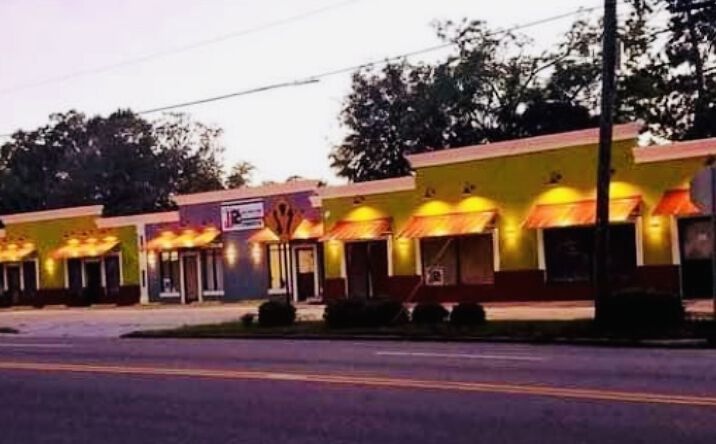 Pictures of Retail property located at 4501 Montgomery St, Savannah, GA 31405 for lease - image #1
