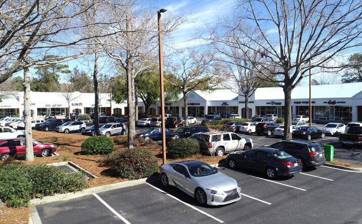 Pictures of Retail property located at 320 W Coleman Boulevard #Suite E, Mount Pleasant, SC 29464 for lease - image #1