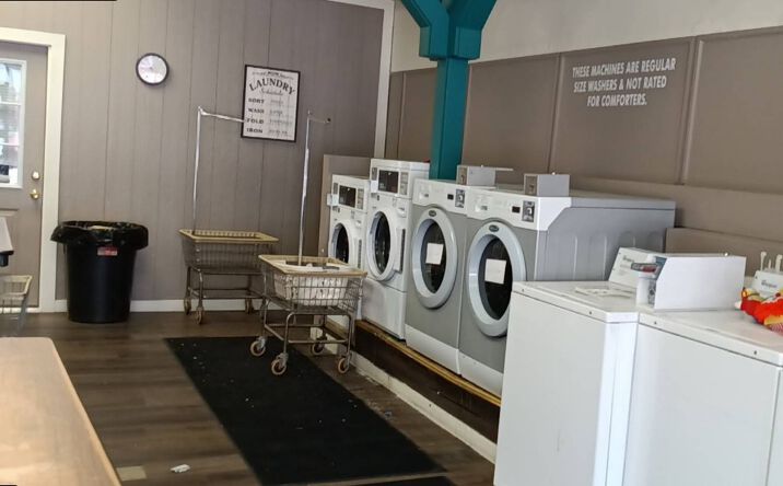 Pictures of Retail property located at 202 W Broad St, Chesaning, MI 48616 for lease - image #1