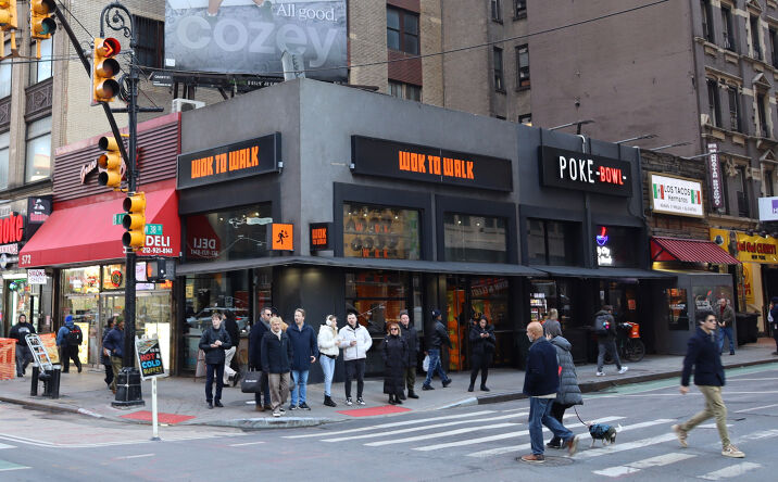Pictures of Retail property located at 570 8th Ave, New York, NY 10018 for lease - image #1