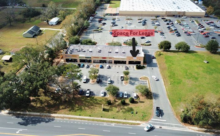 Pictures of Retail property located at 1954 Pat Thomas Pkwy, Quincy, FL 32351 for lease - image #1
