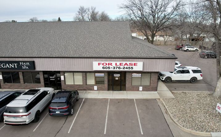 Pictures of Retail, Office property located at 5312 W 26th St, Sioux Falls, SD 57106 for lease - image #1
