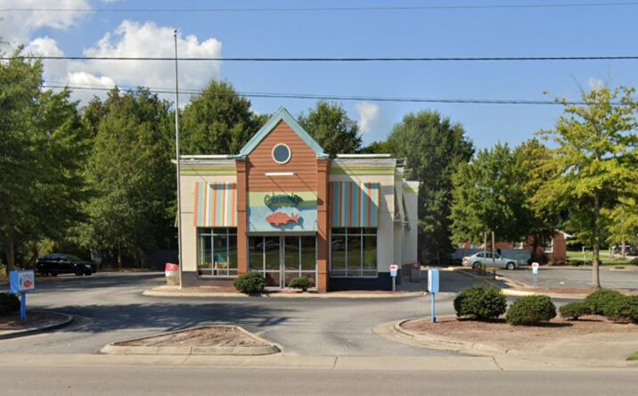 Pictures of Retail property located at 1237 N Road St, Elizabeth City, NC 27909 for lease - image #1