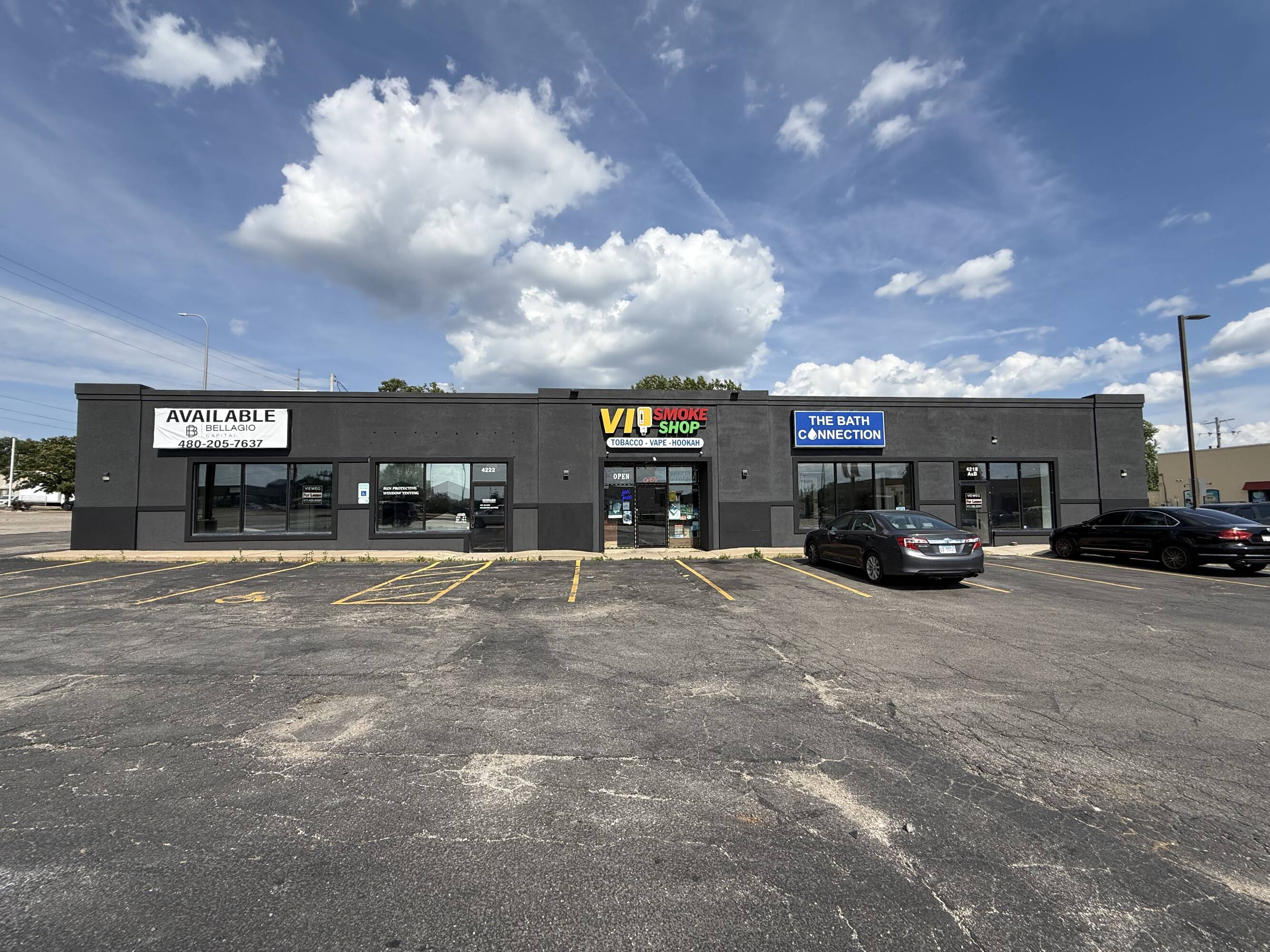 4218 N Sheridan