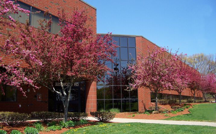 Pictures of Office property located at 325 Wood Rd, Braintree, MA 02184 for lease - image #1