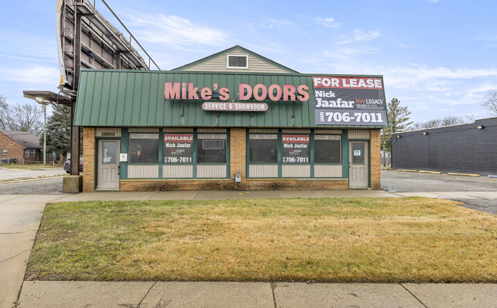 Pictures of Land property located at 26905 Plymouth Road, Redford, MI 48239 for lease - image #1