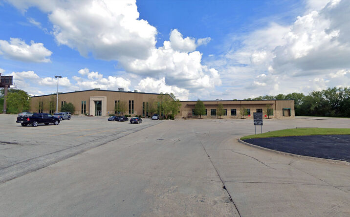 Pictures of Industrial property located at 14242 C Cir, Omaha, NE 68144 for lease - image #1
