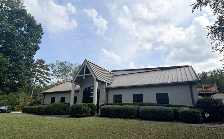 Pictures of Industrial property located at 7630 Commerce Ln, Trussville, AL 35173 for lease - image #1