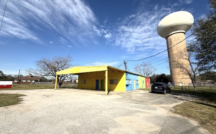 Pictures of Office, Special Purpose property located at 4817 Allen-Genoa Rd, Pasadena, TX 77504 for lease - image #1