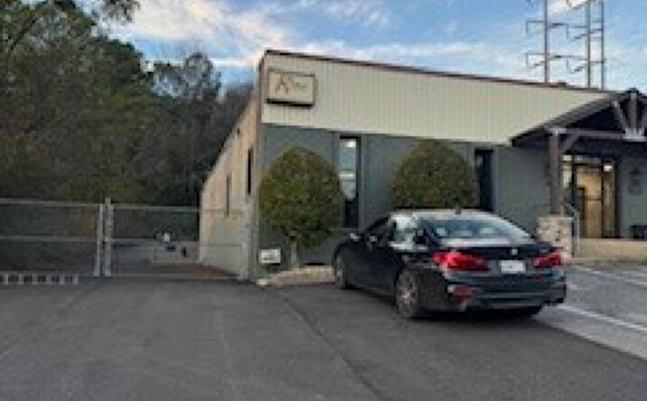 Pictures of Office property located at 238 W Valley Ave, Birmingham, AL 35209 for lease - image #1