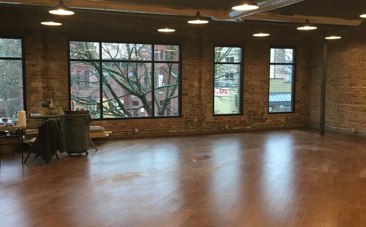 Pictures of Office property located at 2012 NW Market St, Seattle, WA 98107 for lease - image #1