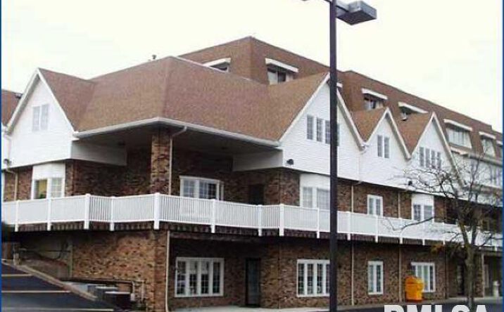 Pictures of Office property located at 2435 Kimberly Rd Road 96S, Bettendorf, IA 52722 for lease - image #1