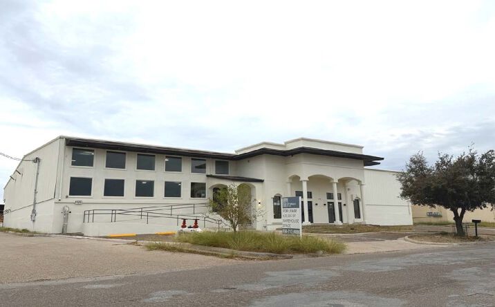 Pictures of Industrial property located at 311 Grand Central Blvd, Laredo, TX 78045 for lease - image #1