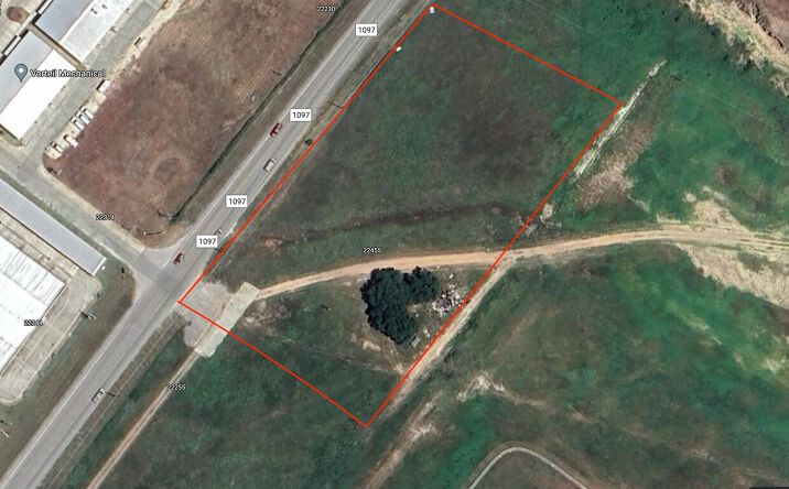 Pictures of Land property located at 22425 FM 1097, Montgomery, TX 77356 for lease - image #1