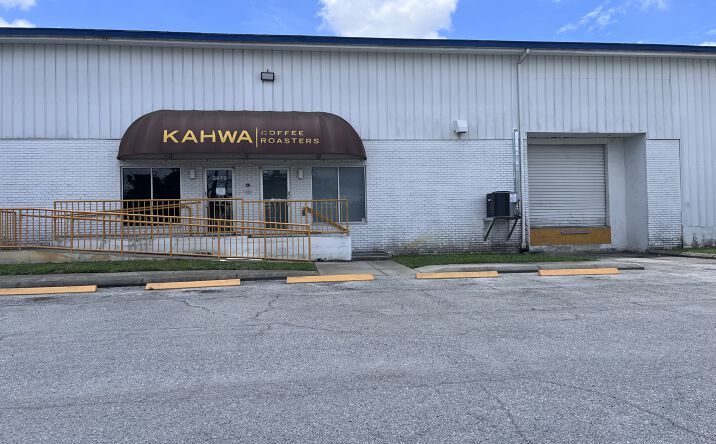Pictures of Industrial property located at 3070 44th Ave N, St. Petersburg, FL 33714 for lease - image #1