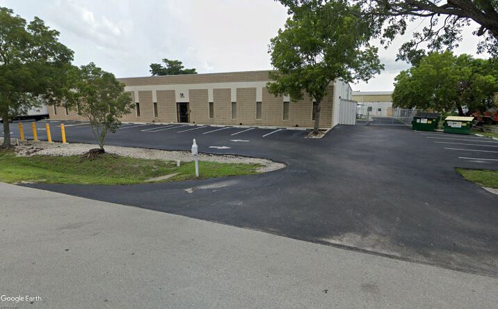 Pictures of Industrial property located at 4206 Arnold Ave, Naples, FL 34104 for lease - image #1
