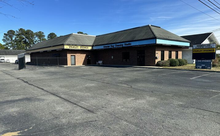 Pictures of Retail, Industrial property located at 7890 Dorchester Road, North Charleston, SC 29418 for lease - image #1