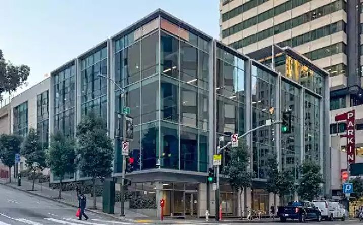 Pictures of Retail property located at 500 Pine St, San Francisco, CA 94108 for lease - image #1