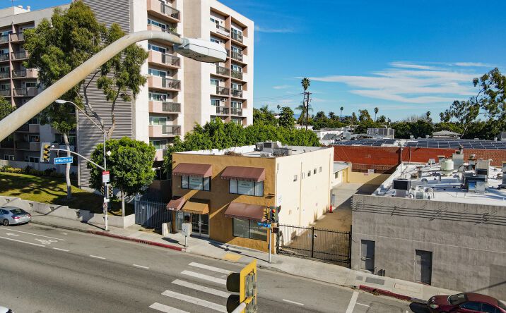 Pictures of Office property located at 1140 N Fairfax Ave, West Hollywood, CA 90046 for lease - image #1
