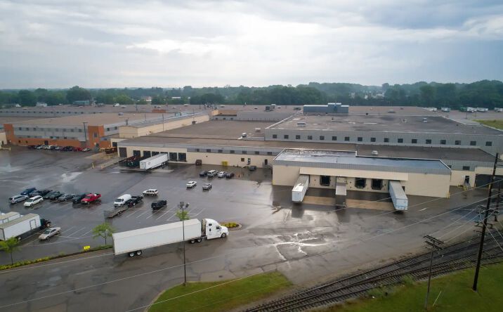 Pictures of Industrial property located at 1120 36th Street Southeast, Grand Rapids, MI 49508 for lease - image #1