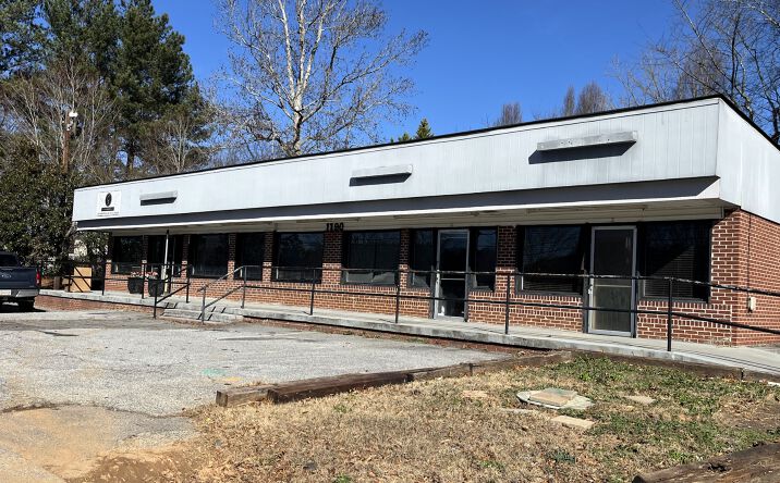 Pictures of Retail, Office property located at 1190 Fairburn Rd SW, Atlanta, GA 30331 for lease - image #1