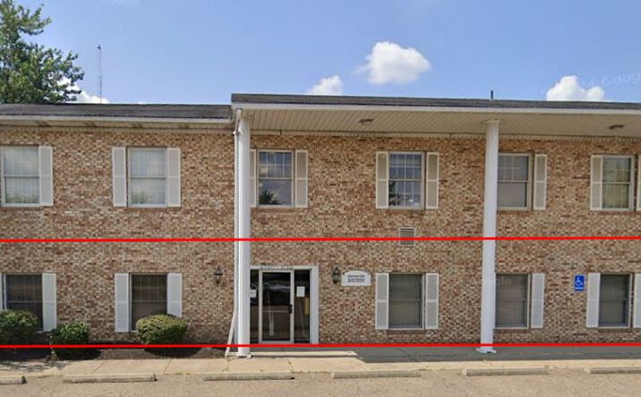 Pictures of Office property located at 4792 Munson St NW, Canton, OH 44718 for lease - image #1