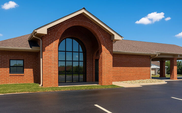Pictures of Retail property located at 1066 Hebron Rd, Heath, OH 43056 for lease - image #1