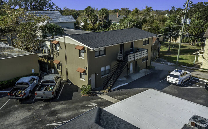 Pictures of Office property located at 29 S Pinellas Ave, Tarpon Springs, FL 34689 for lease - image #1