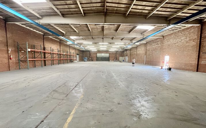 Pictures of Industrial property located at 1555 Los Palos St, Los Angeles, CA 90023 for lease - image #1