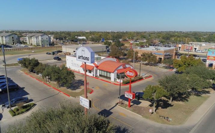 Pictures of Retail, Restaurant property located at 5118 McPherson Rd, Laredo, TX 78041 for lease - image #1