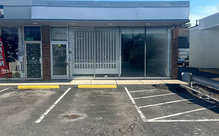 Pictures of Retail property located at 2222 N Reynolds Rd, Toledo, OH 43615 for lease - image #1