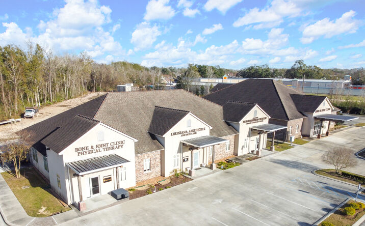 Pictures of Office property located at 16158 Airline Hwy (Suite 101), Prairieville, LA 70769 for lease - image #1