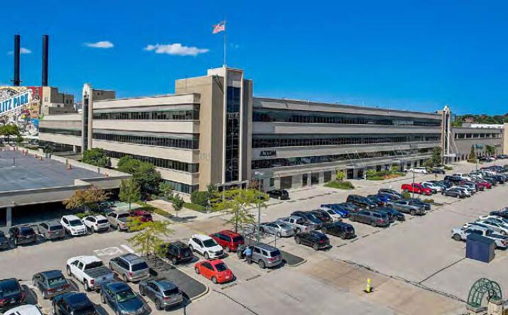 Pictures of Office property located at 1505 - 1575N River Center Dr, Milwaukee, WI 53212 for lease - image #1