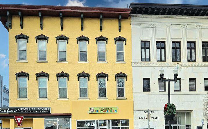 Pictures of Retail, Restaurant, Office property located at 4 N Park Place, Newark, OH 43055 for lease - image #1