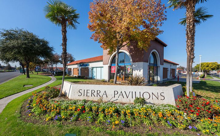 Pictures of Retail property located at 955-1395 Shaw Ave, Clovis, CA 93612 for lease - image #1