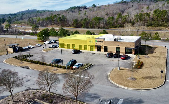 Pictures of Retail, Office property located at 5057 Pinnacle Sq, Birmingham, AL 35235 for lease - image #1