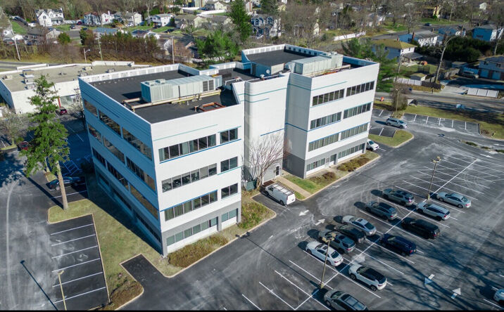 Pictures of Office property located at 300 Wheeler Rd, Hauppauge, NY 11788 for lease - image #1