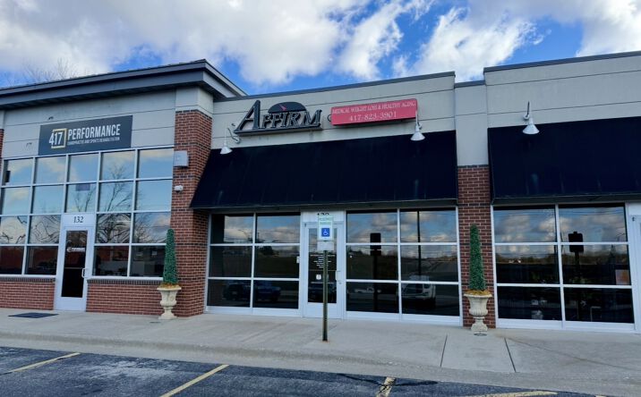 Pictures of Retail, Office property located at 4728 S Campbell Ave, Springfield, MO 65810 for lease - image #1