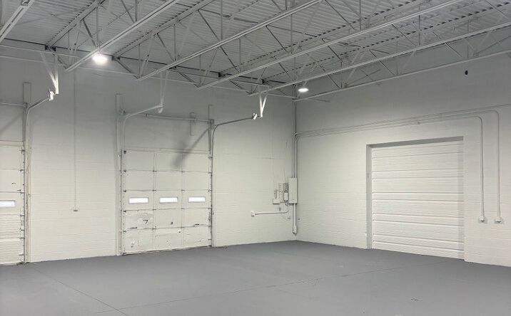 Pictures of Industrial property located at 5222 Tractor Rd, Toledo, OH 43612 for lease - image #1