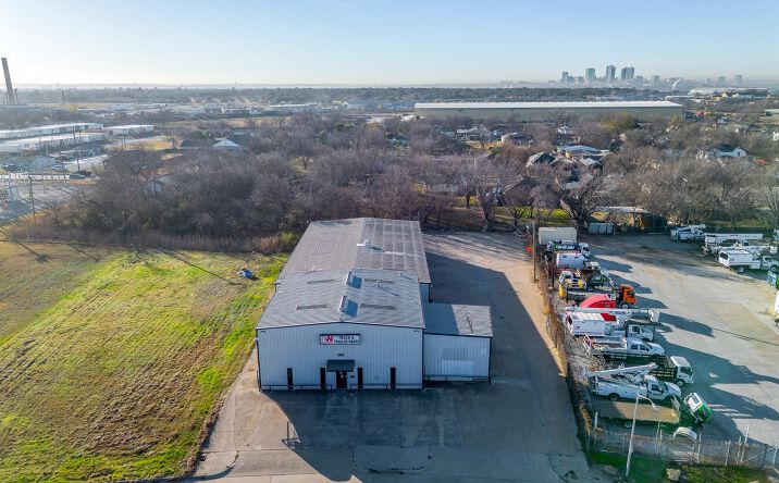 Pictures of Industrial property located at 2570 Berner St, Fort Worth, TX 76111 for lease - image #1